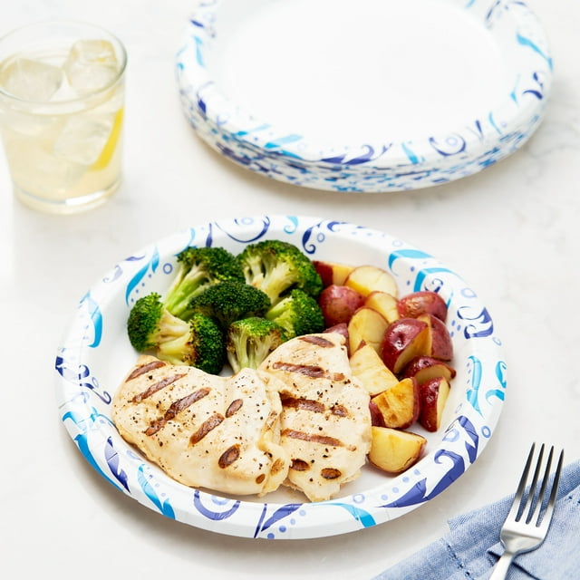 Great Value Everyday Strong, Soak Proof, Microwave Safe, Disposable Paper Plates, 10 in, Patterned, 50 Count